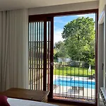 Quinta De Chousas - - *