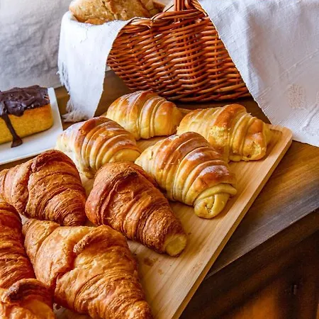 Quinta De Chousas - - Alojamento de Turismo Rural *